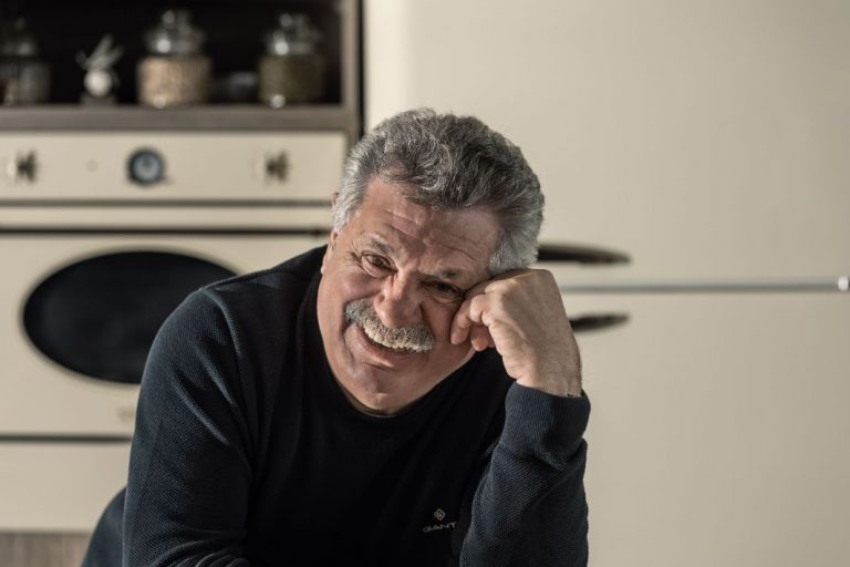 Το Βαρούλκο «σαλπάρει» για το Grace Hotel στη Σαντορίνη
