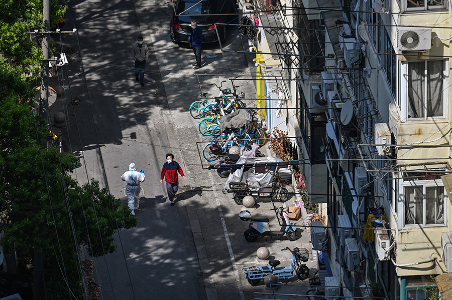 Ο φόβος των lockdowns επιστρέφει στην Κίνα και η παγκόσμια οικονομία βρίσκεται ξανά σε αναβρασμό