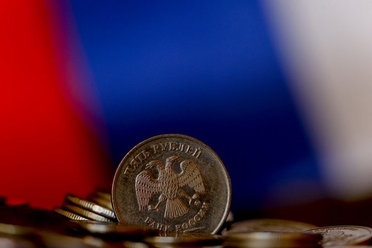 Η Ρωσία πλήρωσε σε ρούβλια για τις λήξεις ευρωομολόγων – Απέρριψαν τις πληρωμές οι ξένες τράπεζες