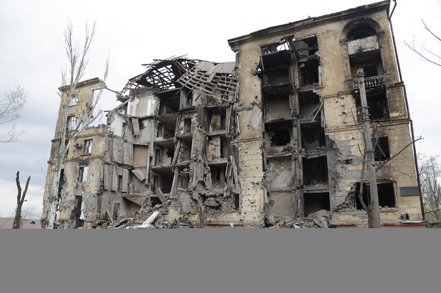 Bομβαρδισμός σχολείου στην επαρχία Λουχάνσκ της Ουκρανίας – 60 εγκλωβισμένοι κάτω από συντρίμμια