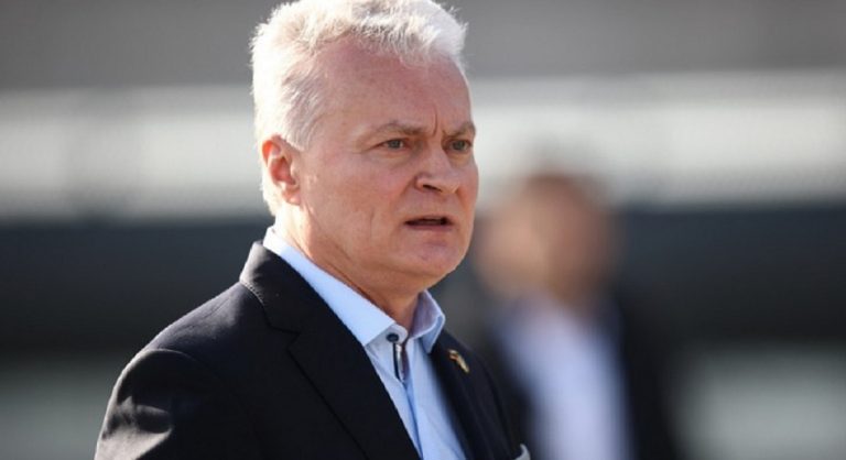 Ο Πρόεδρος της Λιθουανίας καλεί τη Γερμανία να επιταχύνει τις παραδόσεις όπλων στην Ουκρανία