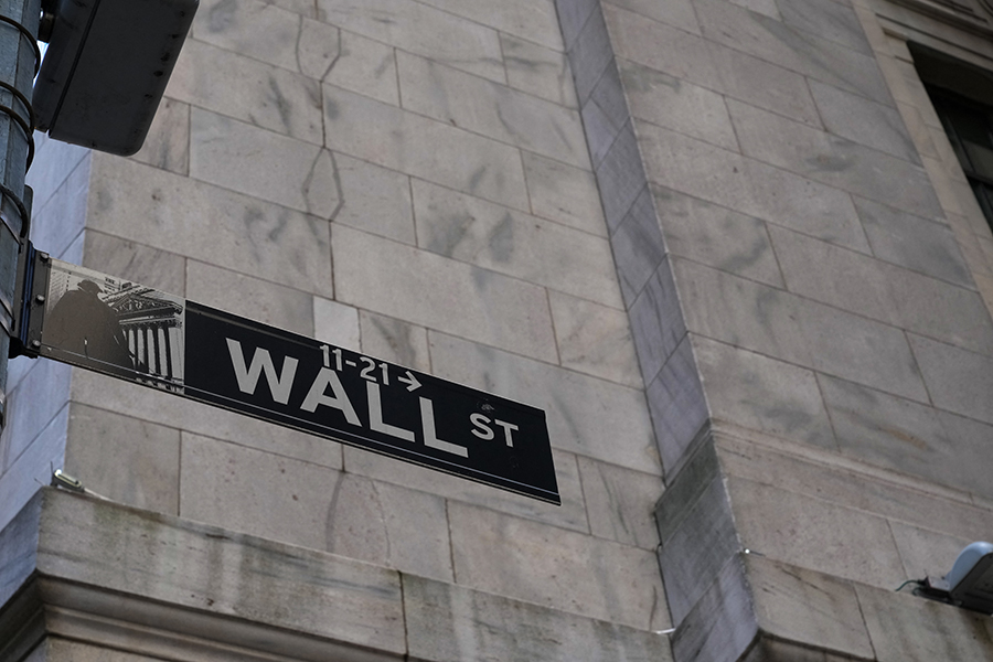 Wall Street: Άνοδος και κέρδη και για τους τρεις δείκτες