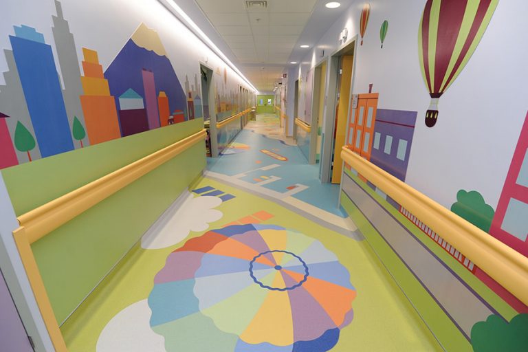 Διαδικτυακή ξενάγηση στις εγκαταστάσεις των ανακαινισμένων παιδιατρικών νοσοκομείων που παρέδωσε ο ΟΠΑΠ