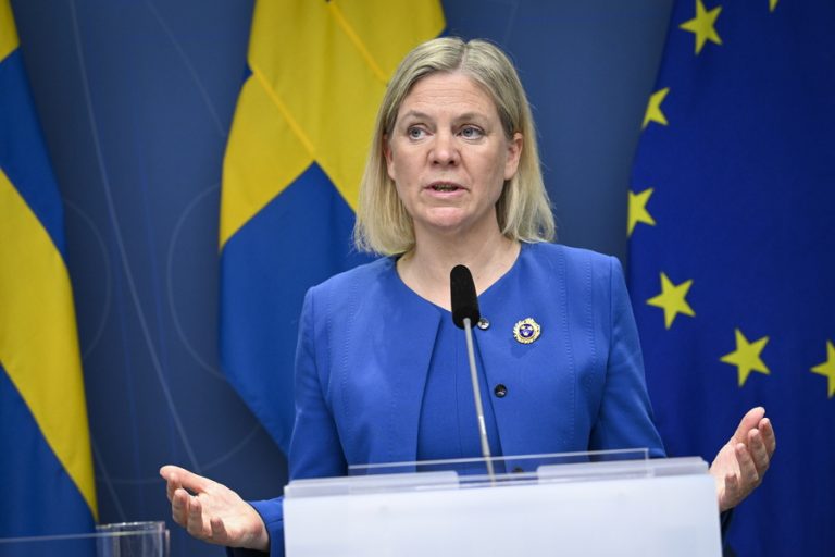 Ο κύβος ερρίφθη: Η Σουηδία υποβάλει επίσημο αίτημα ένταξης στο ΝΑΤΟ