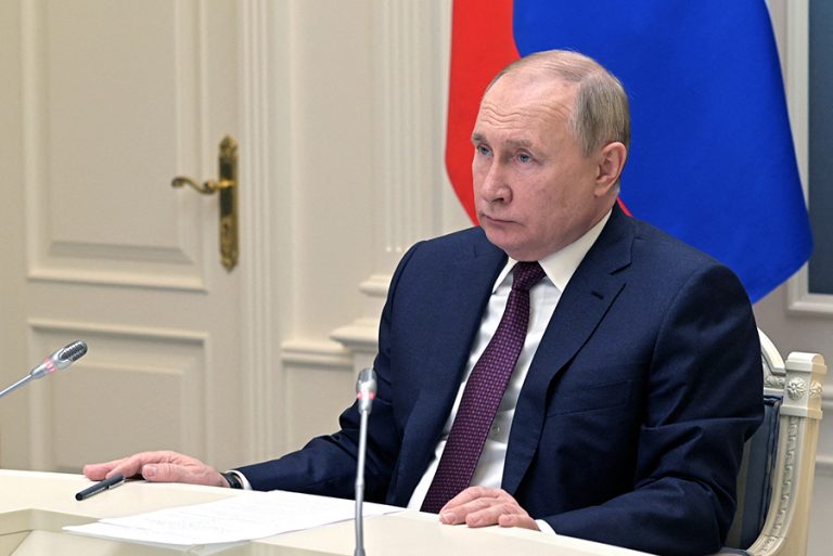 Χτύπημα στη λιμουζίνα του Πούτιν – Για απόπειρα δολοφονίας μιλούν τα διεθνή ΜΜΕ