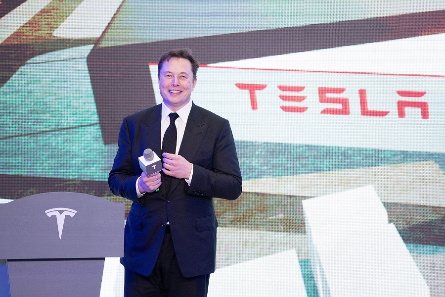 Πρώην εργαζόμενος της Tesla καταγγέλει τις ρατσιστικές συμπεριφορές στην εταιρεία