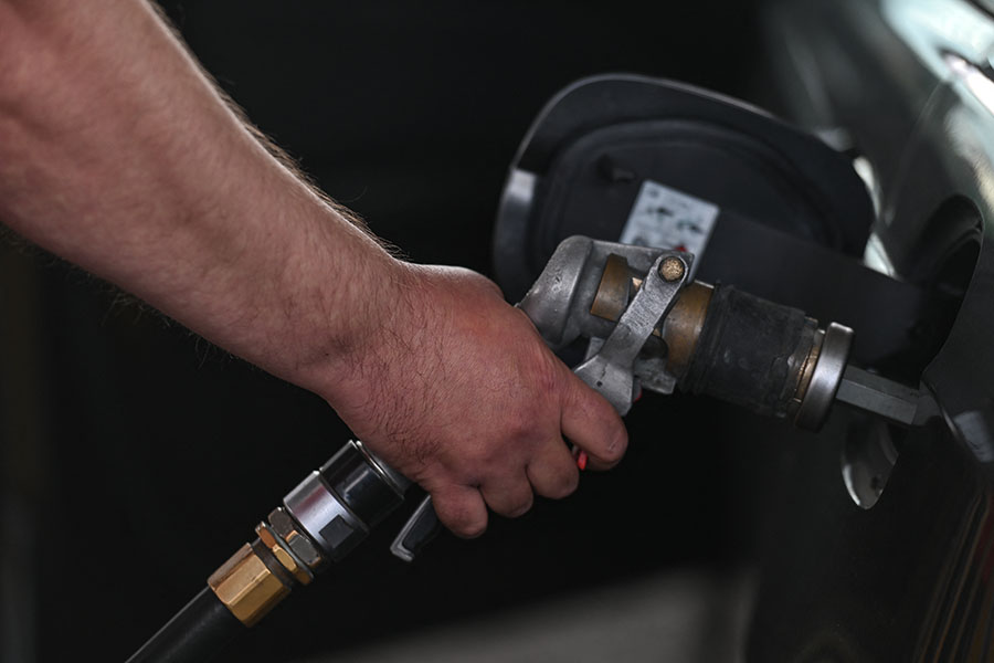 Τέλος στα σενάρια για Fuel Pass 3 βάζει ο υπουργός Οικονομικών