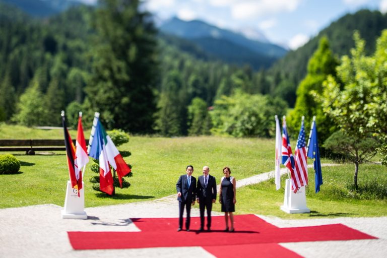 Η G7 της Βαυαρίας μπορεί να φέρει πλαφόν στην τιμή του πετρελαίου