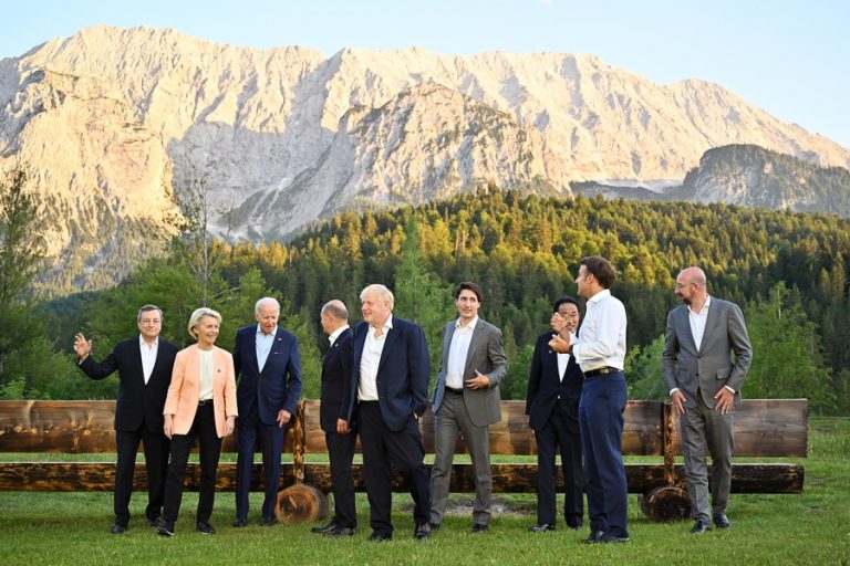 Οι G7 προετοιμάζουν το έδαφος για περισσότερες κυρώσεις στη Ρωσία