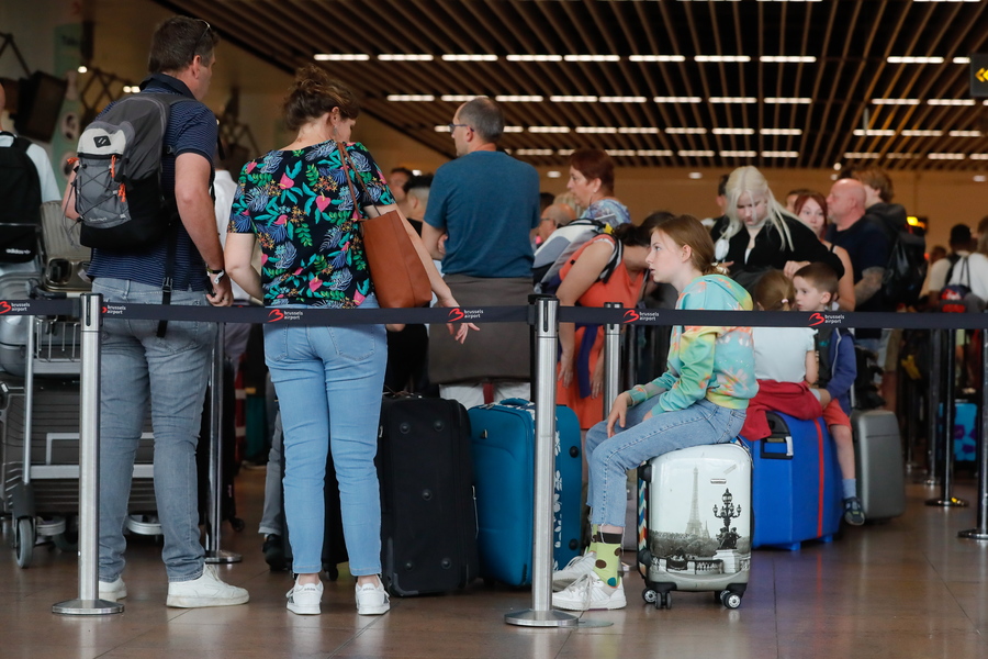 Στο έλεος των απεργιών τα αεροδρόμια της Ευρώπης