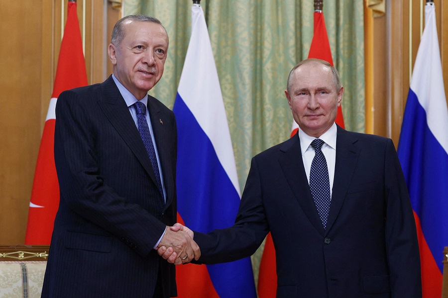 Ο Πούτιν ζήτησε ευθέως από τον Ερντογάν να τον βοηθήσει να παρακάμψει τις δυτικές κυρώσεις