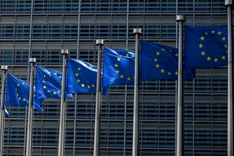 Σάλος στην ΕΕ με το γερμανικό πακέτο των 200 δισ. ευρώ λίγο πριν τη Σύνοδο της Πράγας