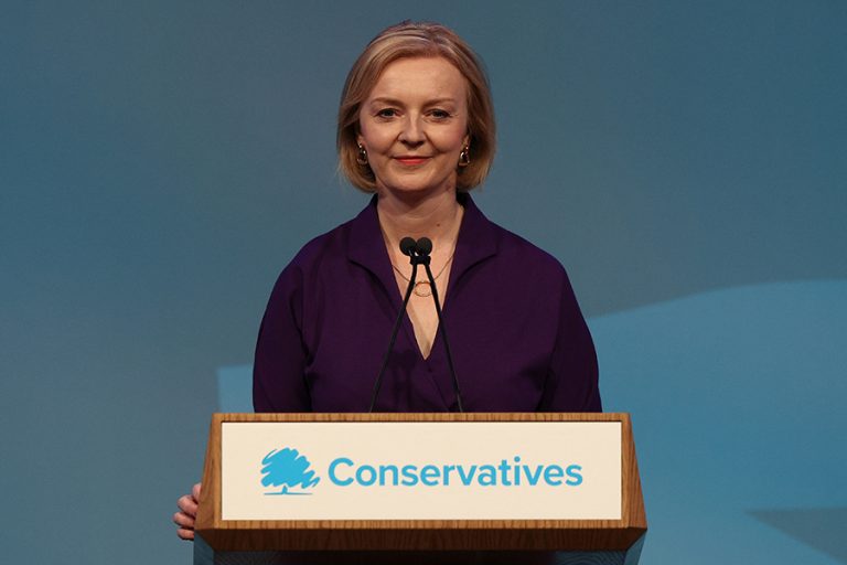 Νέα πρωθυπουργός της Βρετανίας η Λιζ Τρας