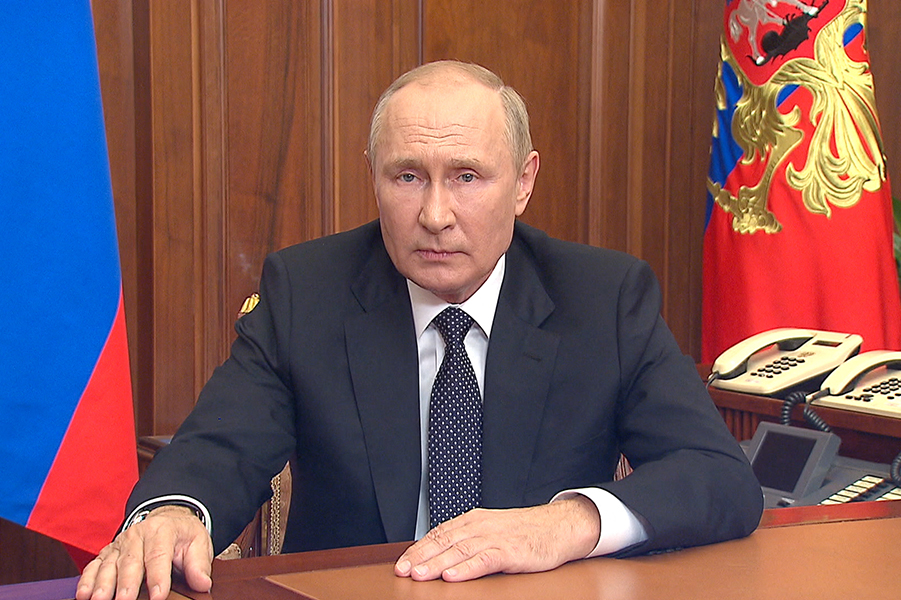 Ο Πούτιν κήρυξε στρατιωτικό νόμο σε Λουχάνσκ, Ντονέτσκ, Ζαπορίζια και Χερσώνα