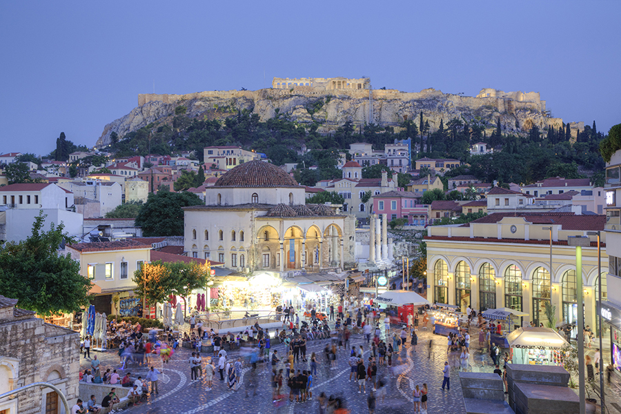 Στο “φουλ” οι μηχανές του τουρισμού – Ισχυρός πόλος έλξης η Ελλάδα