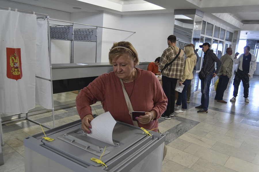 Ξεκίνησε η ψηφοφορία για τα δημοψηφίσματα σε περιοχές υπό ρωσική κατοχή – Διεθνείς επικρίσεις