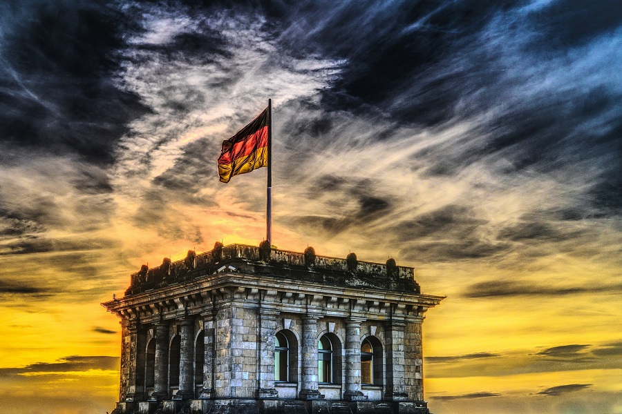 Η Γερμανία περιμένει μικρότερη ύφεση από ό,τι είχε αρχικά προβλεφθεί