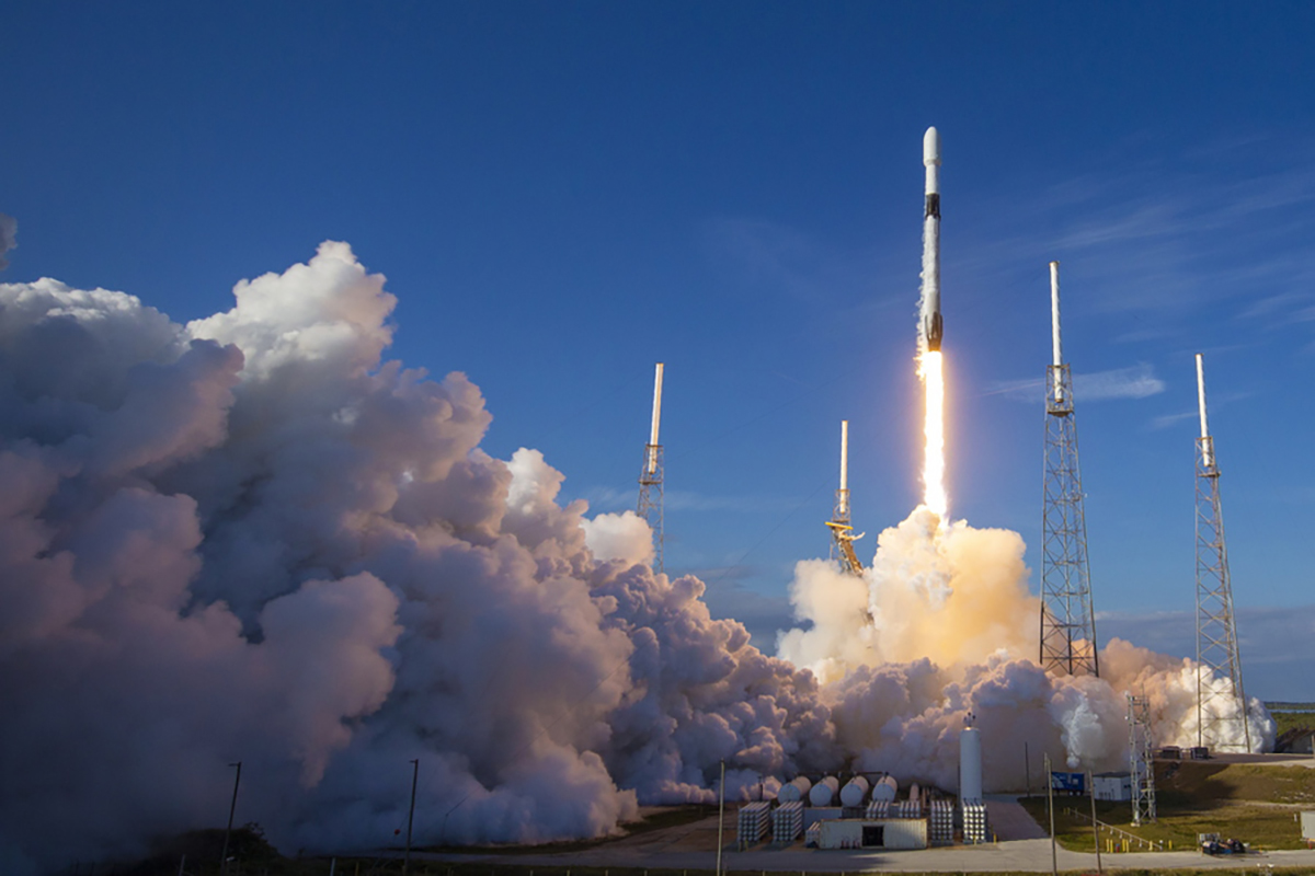 Στα 137 δισ. δολάρια η αποτίμηση για τη SpaceX στον τελευταίο γύρο χρηματοδότησης
