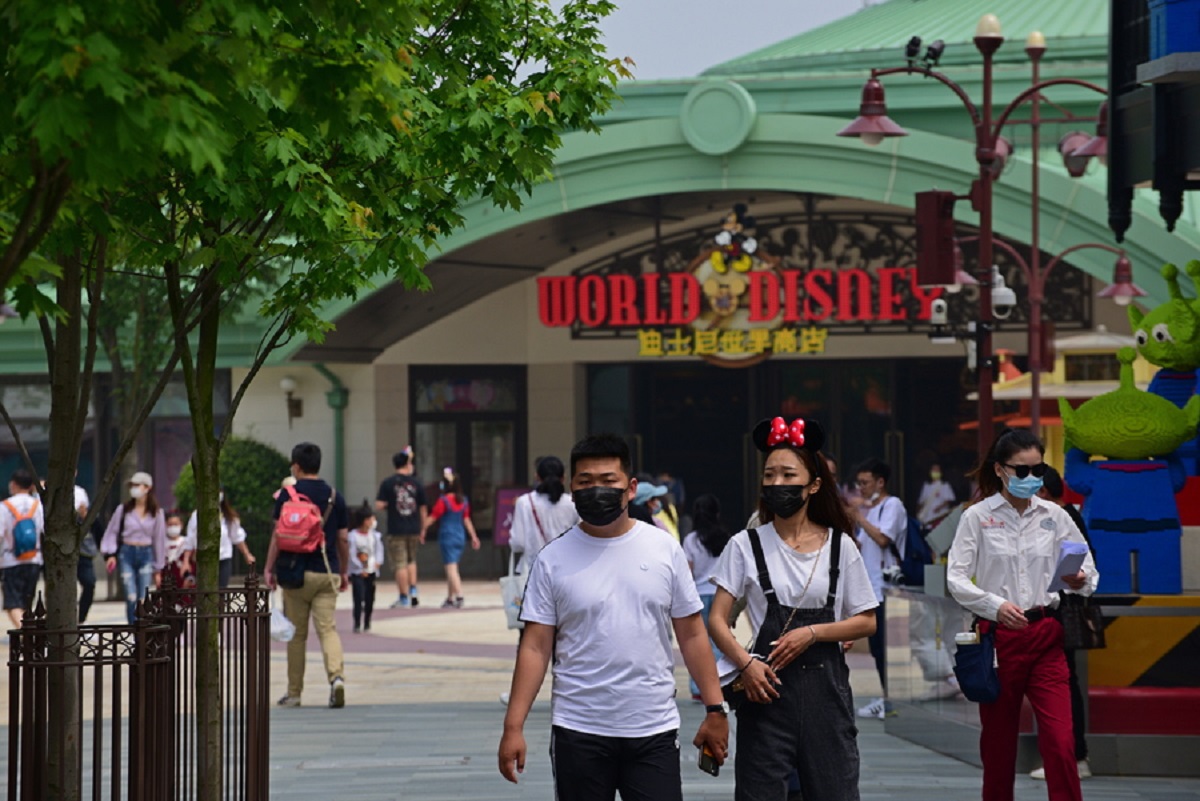 Ξαφνικό λουκέτο στο πάρκο της Disney στη Σανγκάη λόγω κορωνοϊού – Εγκλωβίστηκαν οι επισκέπτες