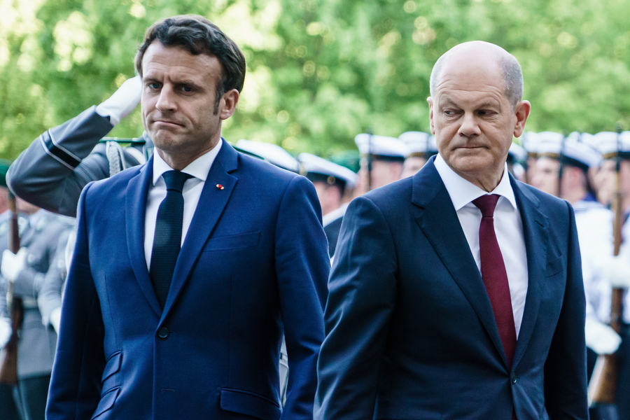 Τι θα συζητήσουν Σολτς και Μακρόν στη συνάντηση κορυφής Γαλλίας-Γερμανίας