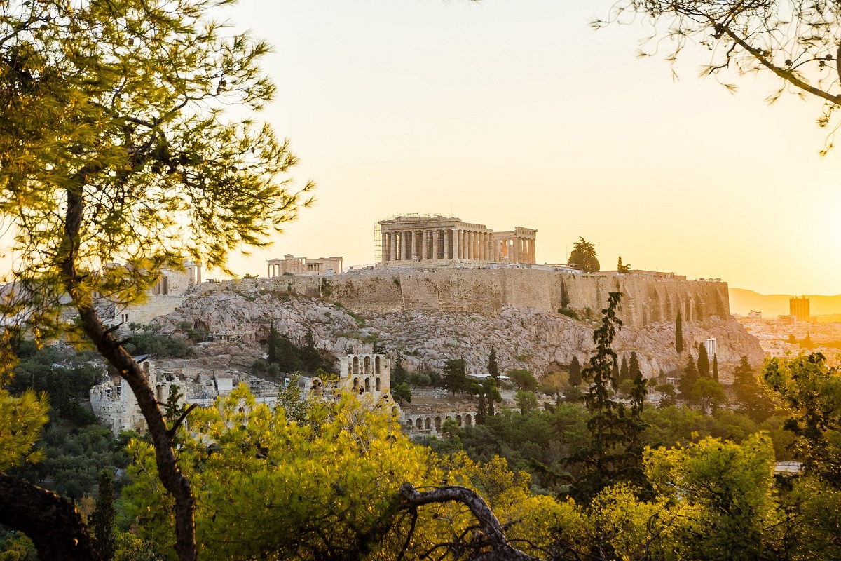 Παγκόσμια είδηση το ρεκόρ τουριστικών εσόδων της Ελλάδας