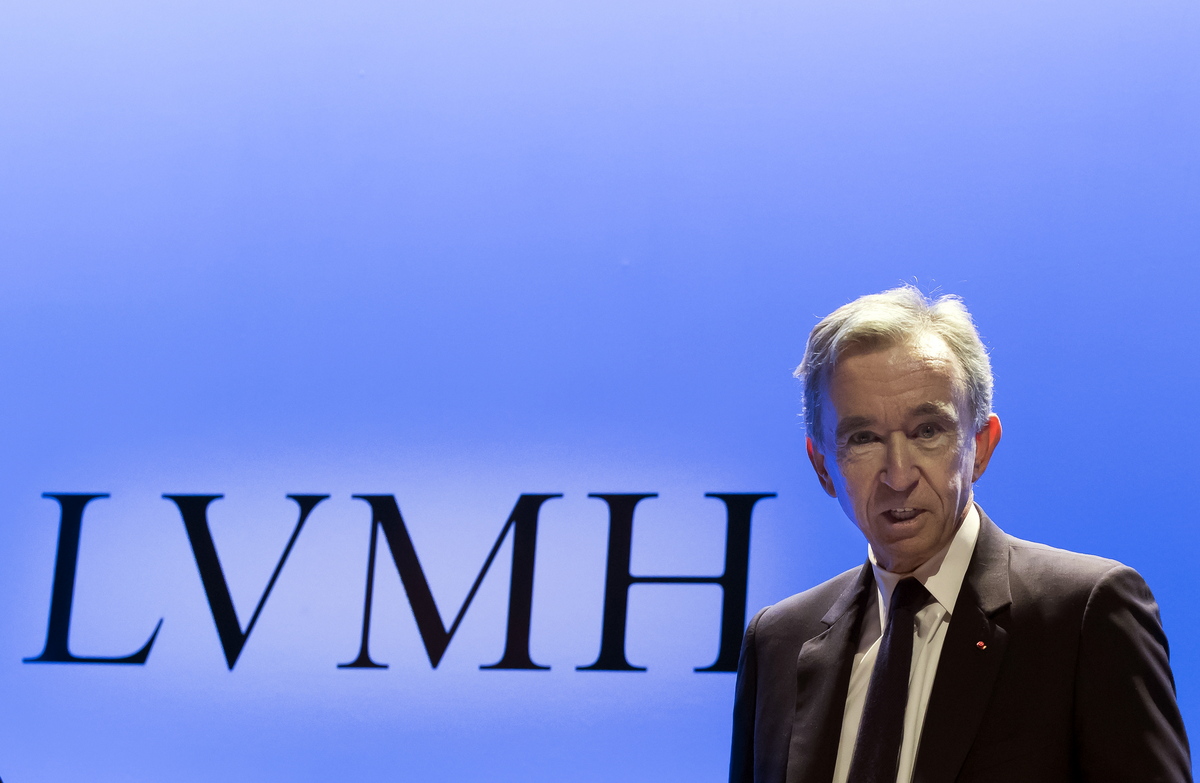 Bernard Arnault: Ο πλουσιότερος άνθρωπος του κόσμου έχει 5 διαδόχους που ανταγωνίζονται για τα ηνία της LVMH