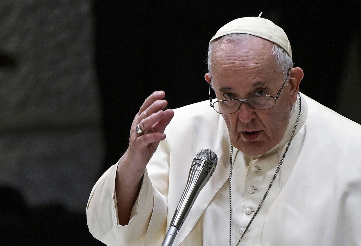 Ο πάπας Φραγκίσκος επιστρέφει θραύσματα του Παρθενώνα στην Ελλάδα