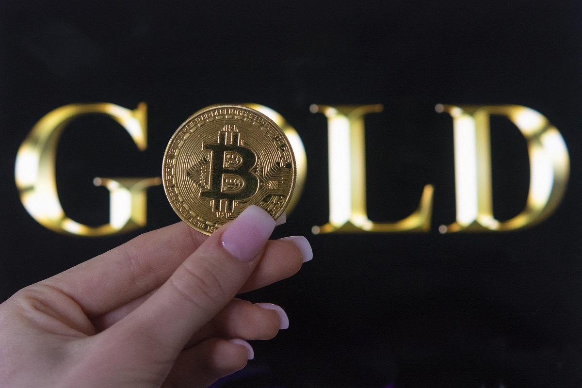 Bitcoin ή χρυσός; Προσοχή στον «κακοήθη όγκο» λέει ένας γκουρού της επιχειρηματικότητας