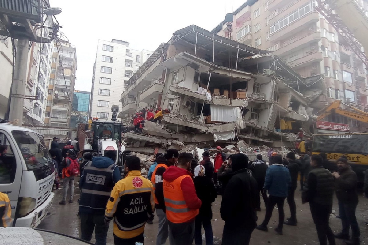 Νέος ισχυρότατος σεισμός 7,5 βαθμών στην Τουρκία – 1.232 έφτασαν οι νεκροί