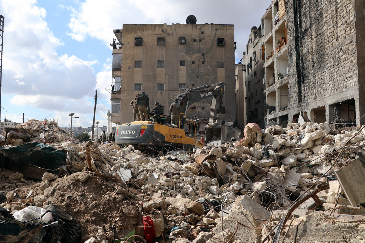 Σεισμός σε Τουρκία-Συρία: Οι νεκροί έχουν ξεπεράσει τους 11.700 – Τεράστια αγωνία για τους εγκλωβισμένους