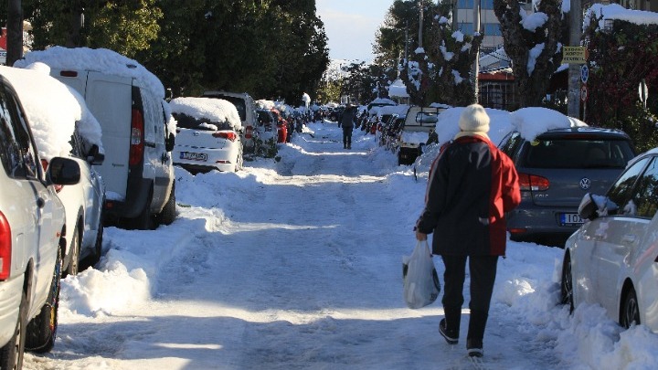 Κακοκαιρία: Σε πλήρη ετοιμότητα ο μηχανισμός-Απαγόρευση κυκλοφορίας φορτηγών άνω των 3,5 τόνων