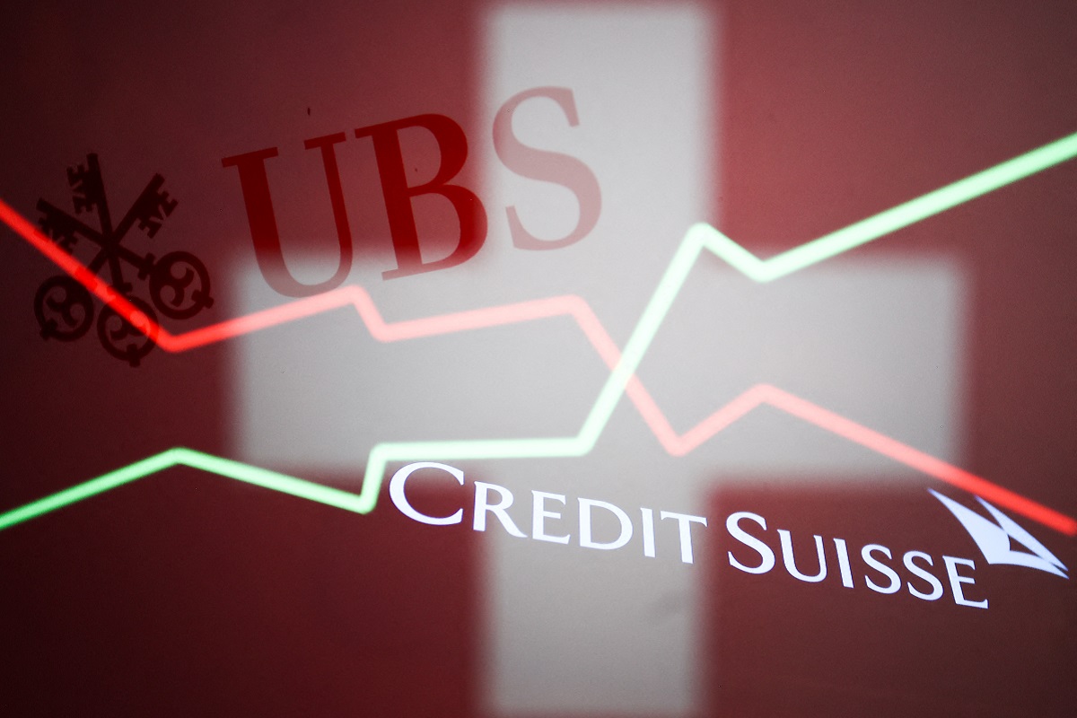 Η UBS εξετάζει το ενδεχόμενο καθυστέρησης των αποτελεσμάτων μετά τη διάσωση της Credit Suisse