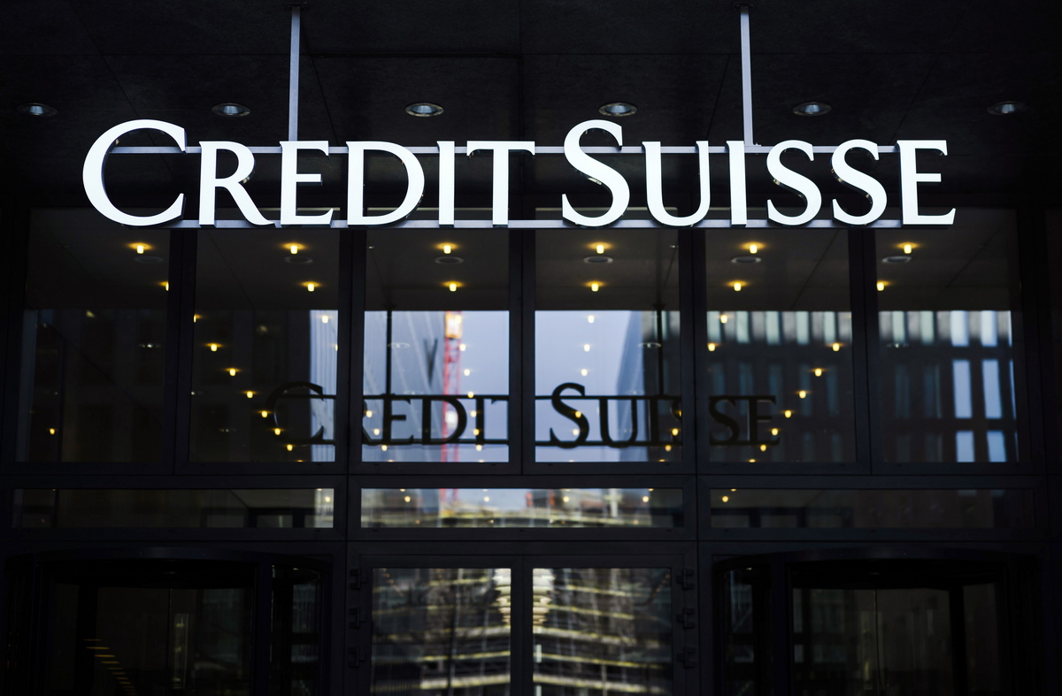 Credit Suisse: Καθαρές εκροές άνω των 68 δισ. δολαρίων στοίχισε η κατάρρευση του α’ τριμήνου