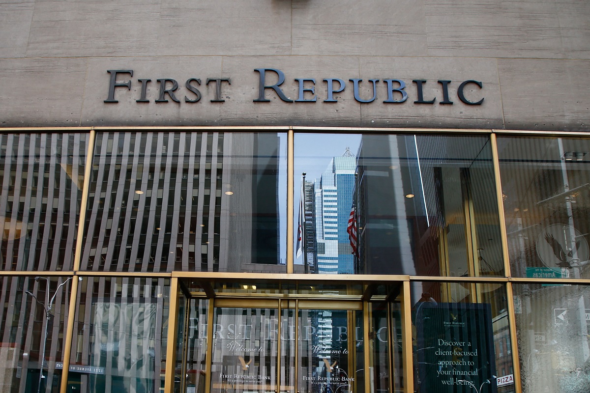Έκλεισε η συμφωνία για διάσωση της First Republic Bank από την JPMorgan Chase