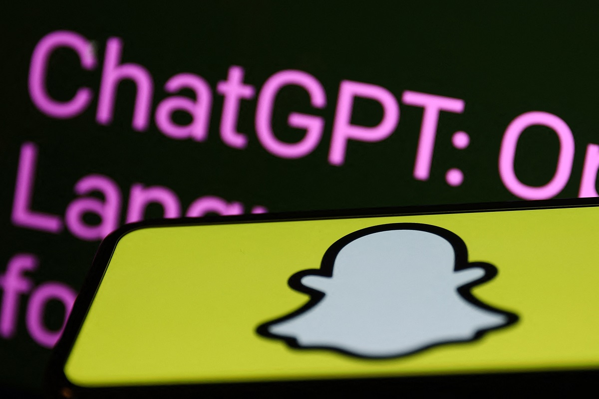 Το bot τεχνητής νοημοσύνης του Snapchat είναι πλέον διαθέσιμο για όλους