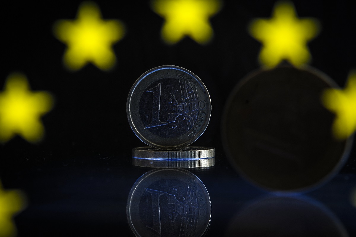 Κομισιόν: Ανθεκτική η οικονομία της ευρωζώνης – “Αγκάθι” ο πληθωρισμός