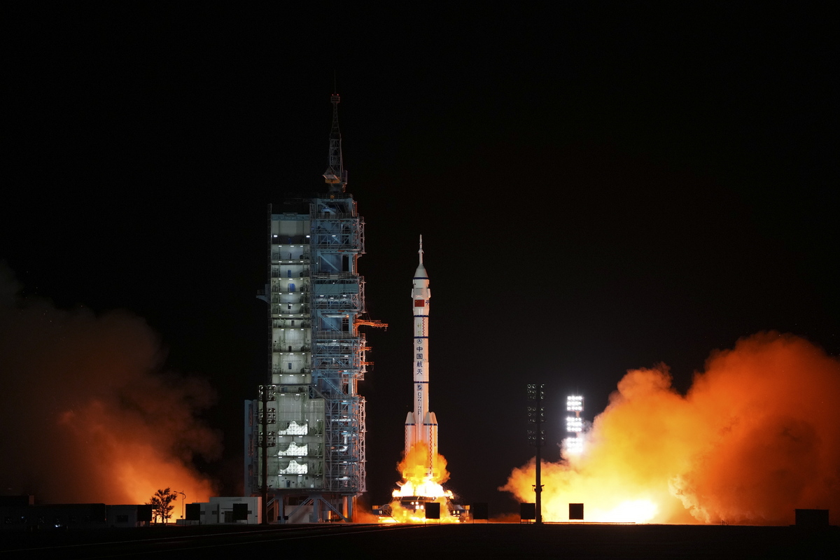 Κίνα: Μυστηριώδες διαστημόπλοιο επέστρεψε στη Γη μετά απο 276 ημέρες