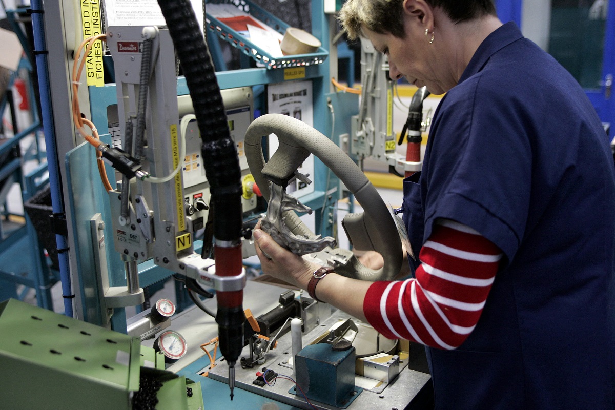 Αυξήθηκε +2,6% η βιομηχανική παραγωγή τον Δεκέμβριο στην Ευρωζώνη – Στο +1,2% το 2023
