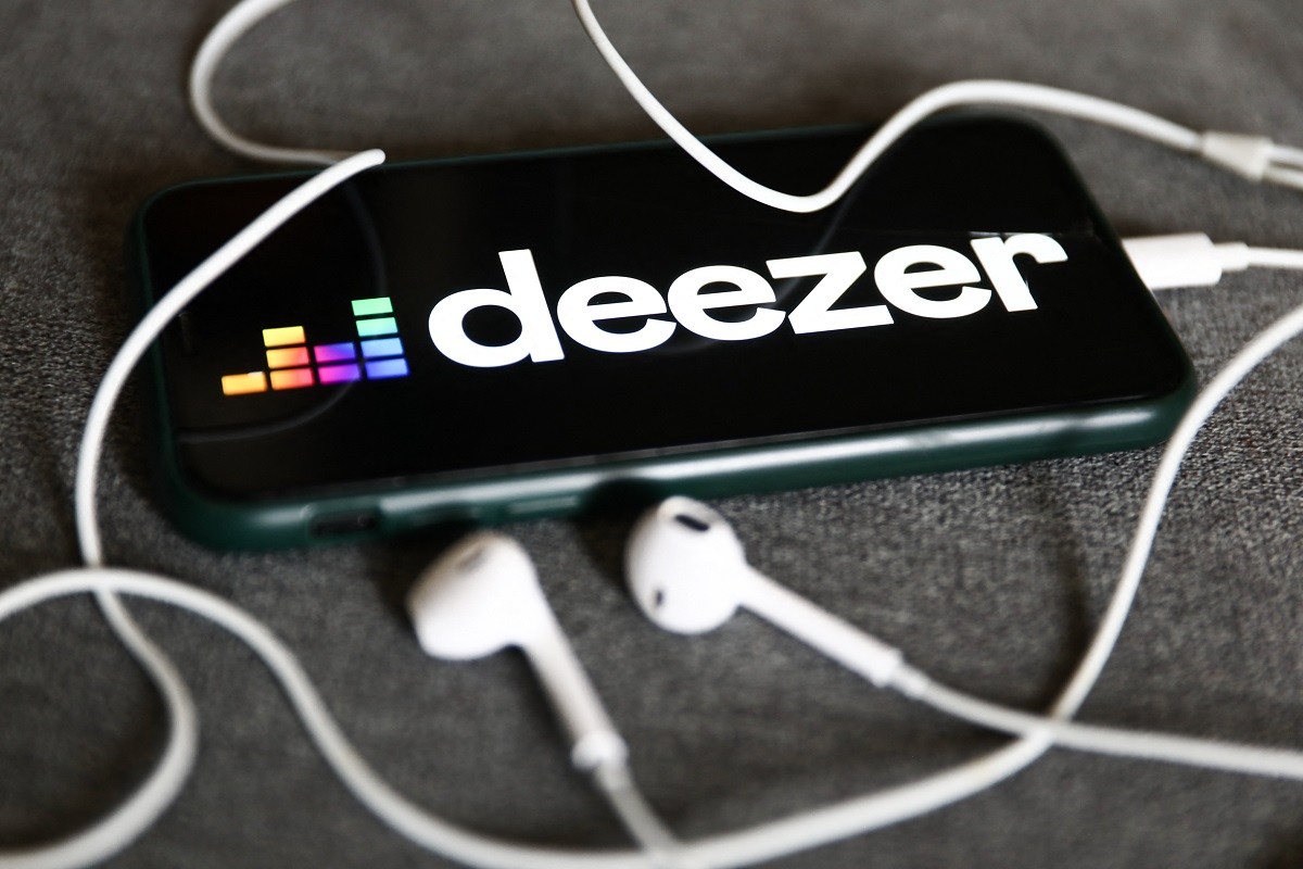 Streaming Deezer: Η νέα τεχνολογία που εντοπίζει και διαγράφει τραγούδια που δημιουργούνται με τεχνητή νοημοσύνη