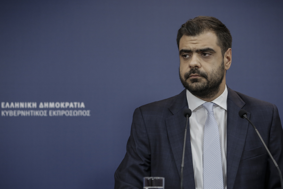 Μαρινάκης: Αύριο σύσκεψη στο Μαξίμου υπό τον πρωθυπουργό για τις πυρκαγιές