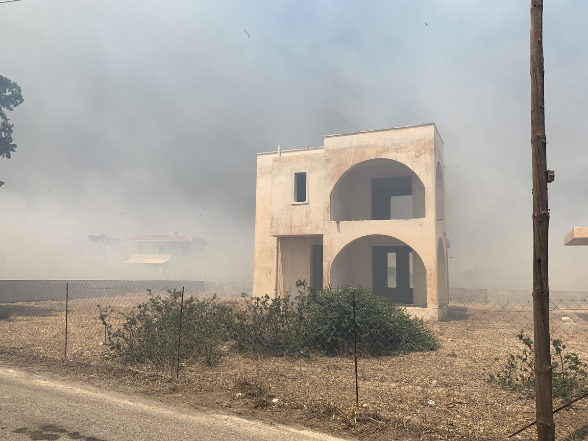 Αναστέλλεται η καταβολή ασφαλιστικών εισφορών, δόσεων και παρατάσεων καταβολών για τους πυρόπληκτους