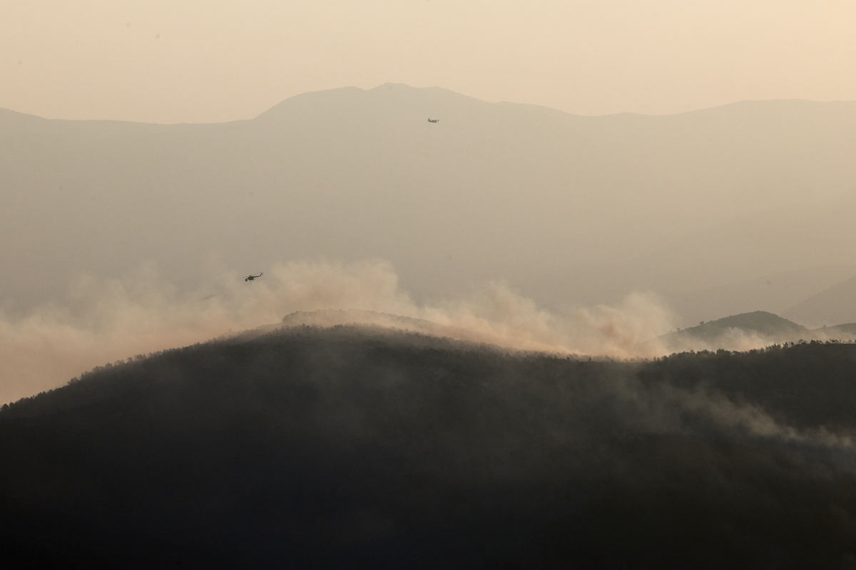 Καλύτερη εικόνα στα πύρινα μέτωπα της χώρας – Πολύ υψηλός κίνδυνος πυρκαγιάς και σήμερα