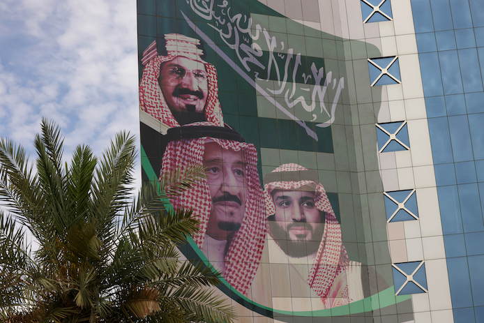 O αδιανόητος όγκος ρευστού της Saudi Aramco και οι επενδύσεις των 3,2 τρισ. δολαρίων