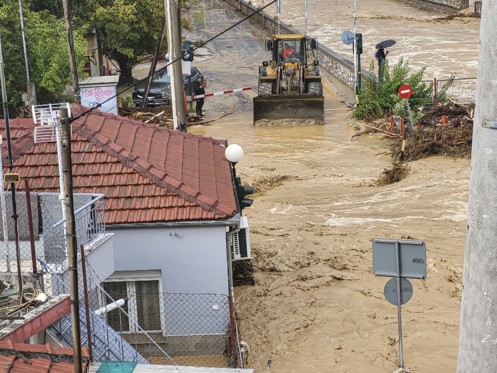 Ασφαλιστικές: Στα 372 εκατ. ευρώ οι ζημίες από τις πλημμύρες στη Θεσσαλία