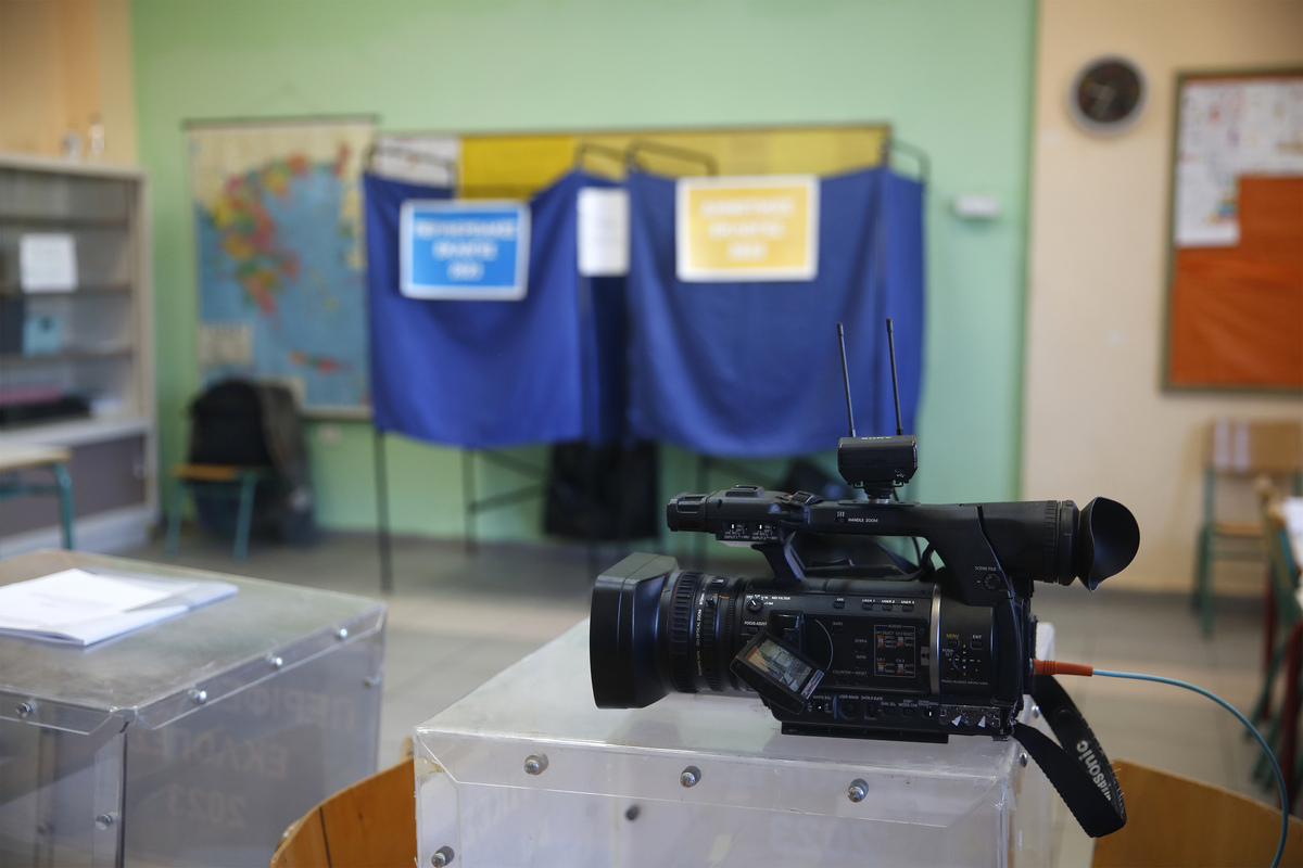 Αυτοδιοικητικές εκλογές: Υποτονική η προσέλευση των ψηφοφόρων – Στις 20:30 το πρώτο εκλογικό αποτέλεσμα