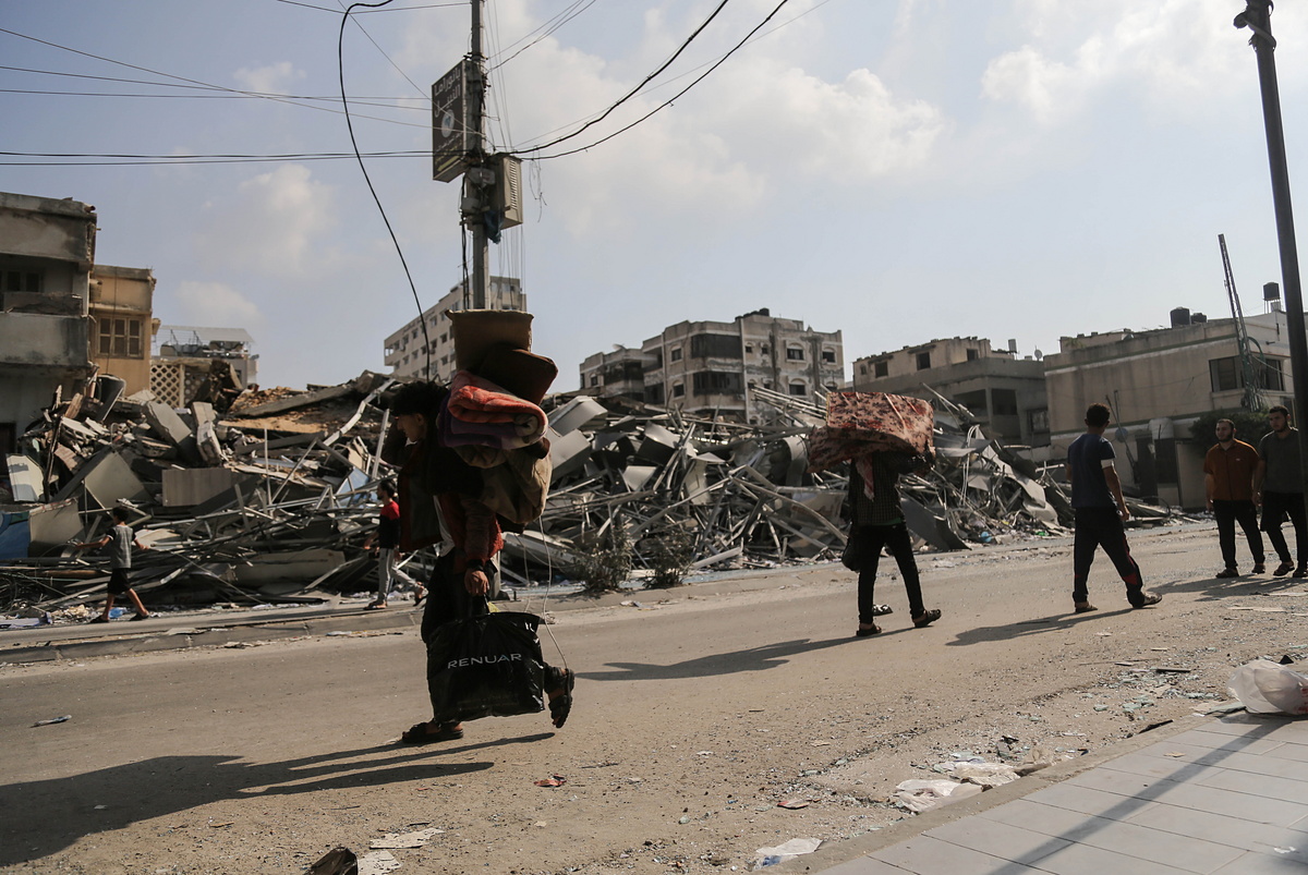 Το Ισραήλ καλεί τους Παλαιστίνιους να πάνε στο νότιο τμήμα της Λωρίδας της Γάζας