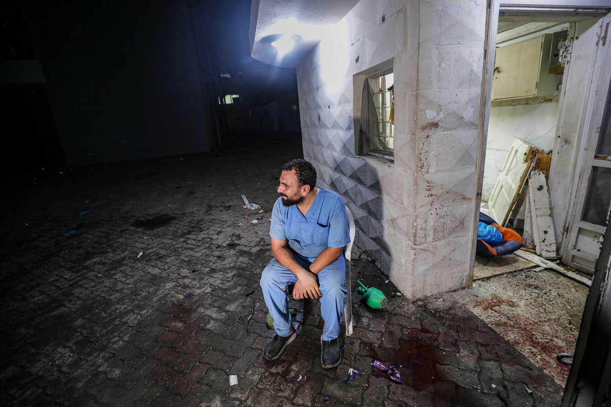 Ποιος ανατίναξε τελικά το νοσοκομείο στη Γάζα; Όλα τα σενάρια