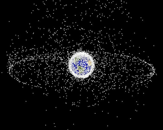 Ένας απέραντος «σκουπιδότοπος» το διάστημα – Πώς τα space junk επηρεάζουν το μέλλον του πλανήτη