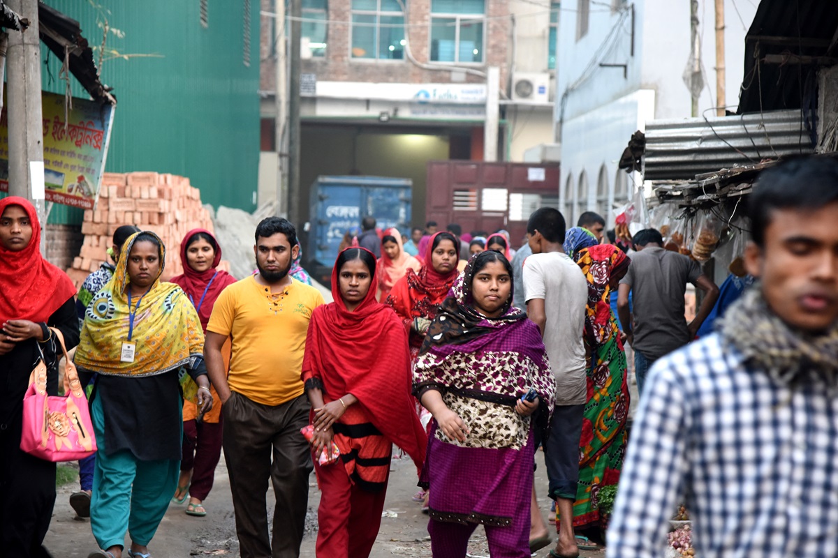 Το Μπανγκλαντές βάζει «φωτιά» στη fast fashion βιομηχανία