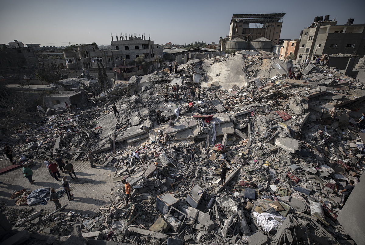 Ενώ η Γάζα ισοπεδώνεται, κορυφώνονται οι συνομιλίες για ανακωχή